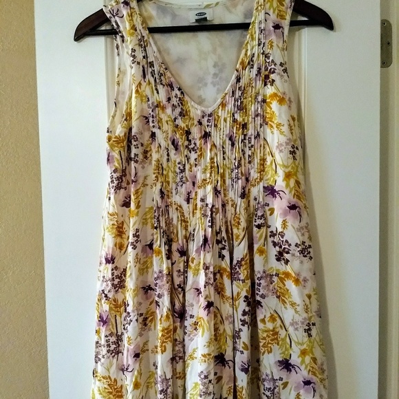 Old Navy Tops - Old Navy Pleated Sleeveless Blouse